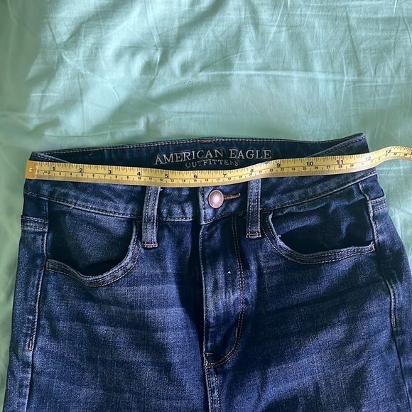 American Eagle Distressed Jeans - Picture 6 of 7